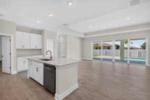 Kitchen 1 of 2