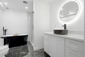  Photo 48