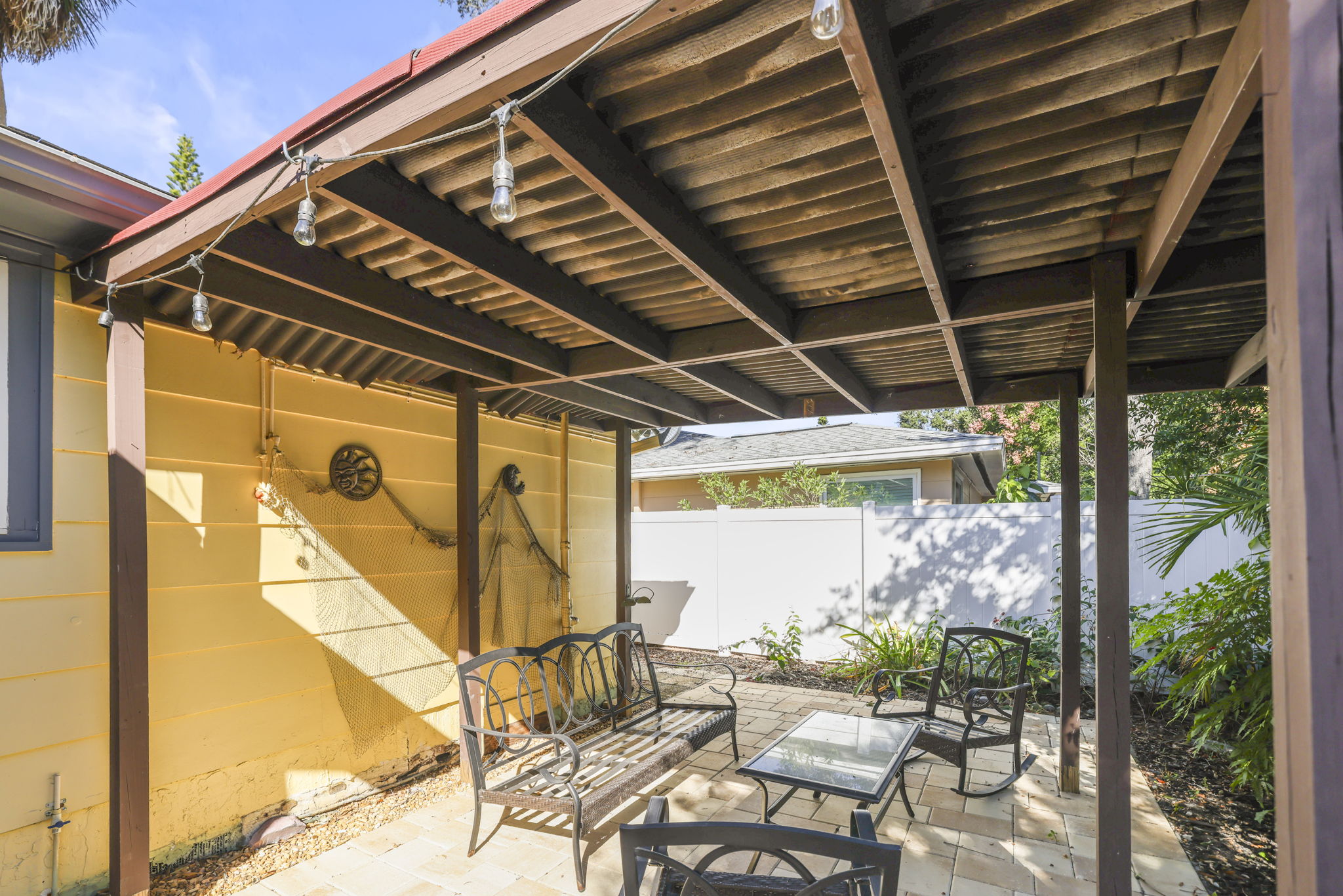 Covered Patio - 495A3586