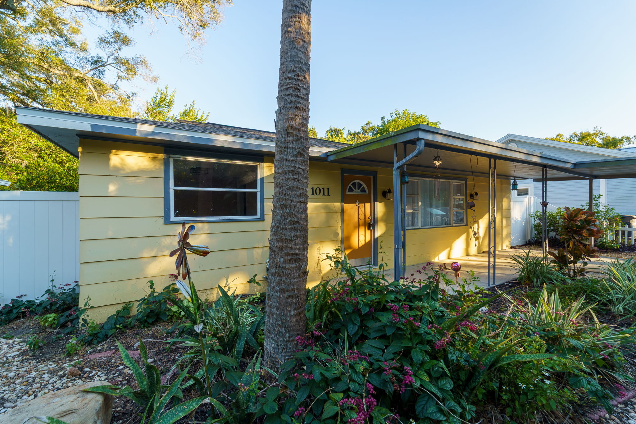 Front - DSC09105-HDR UPDATED