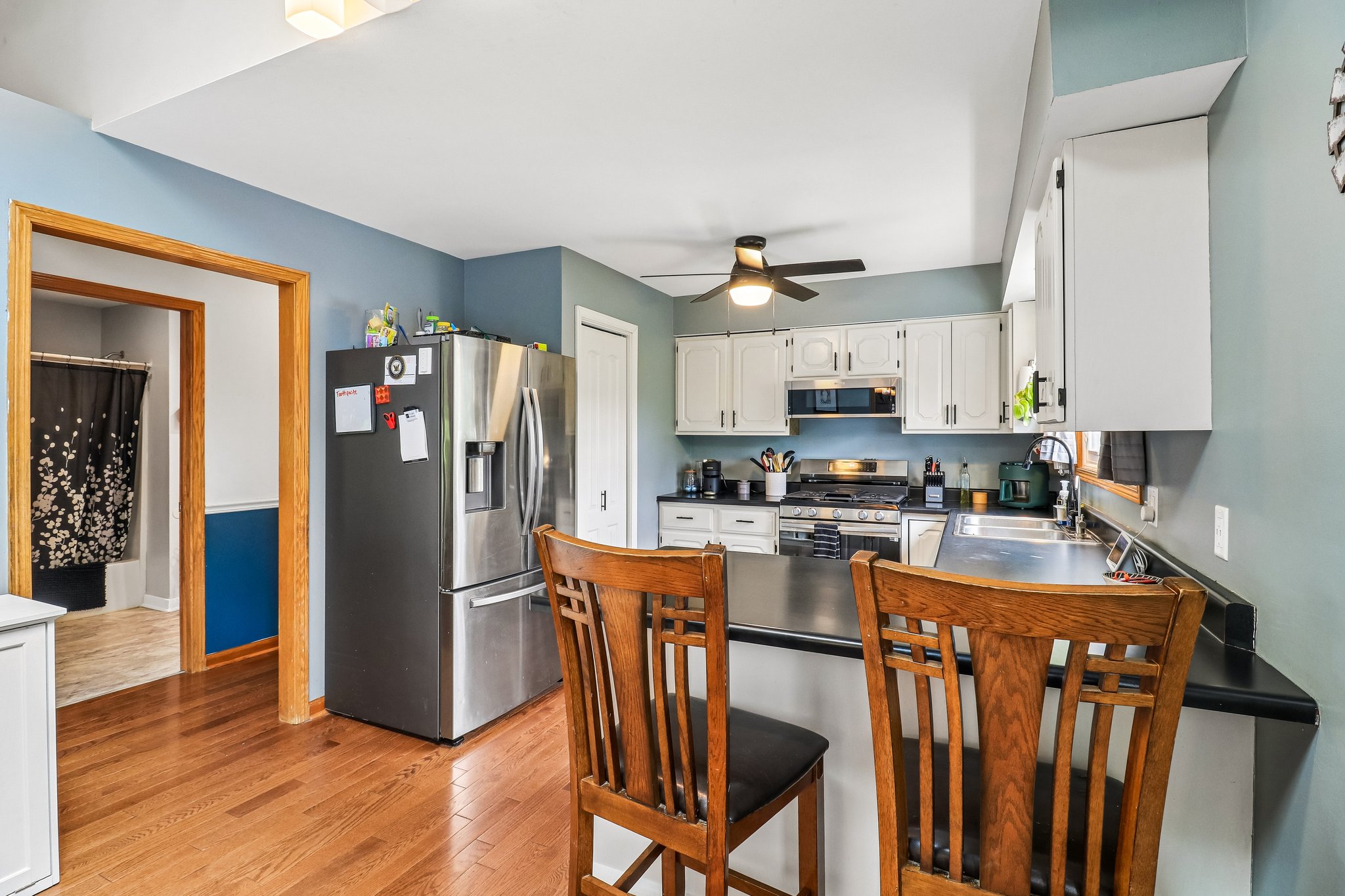 Ridgewood Ave-S2904-013.jpg
