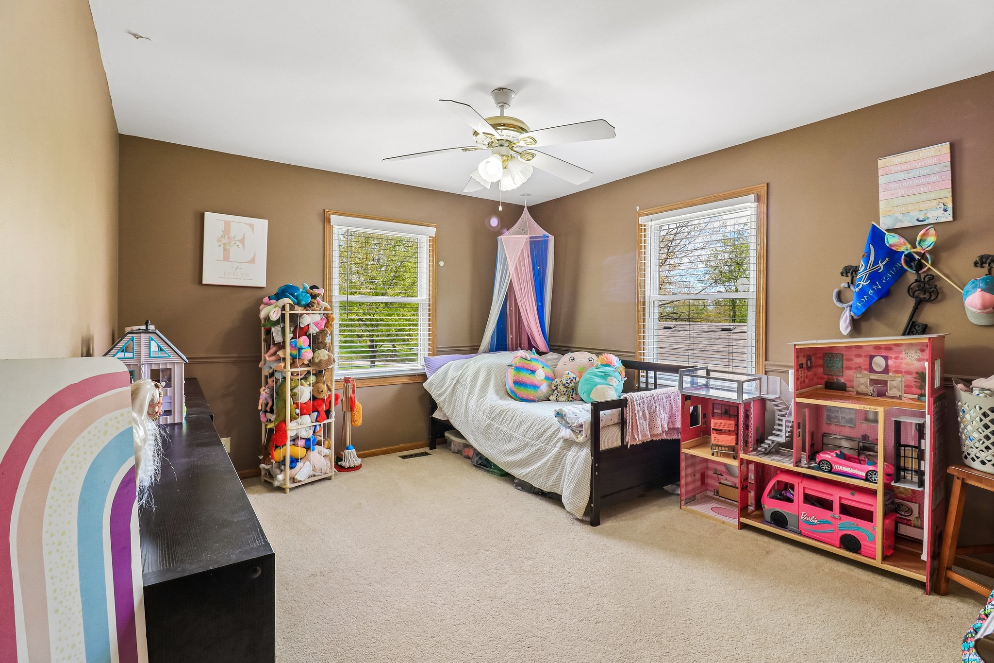 Ridgewood Ave-S2904-019.jpg