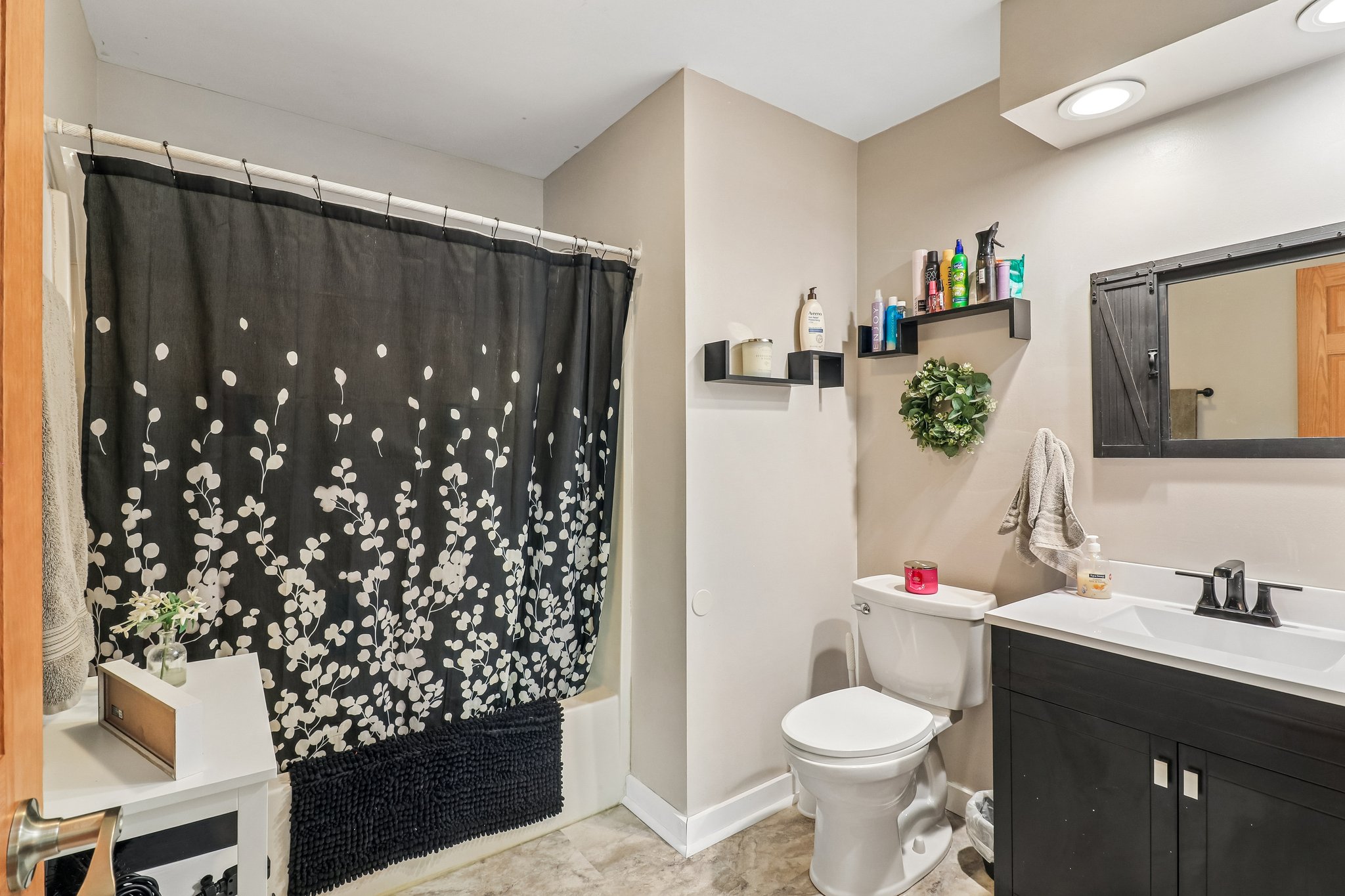 Ridgewood Ave-S2904-026.jpg