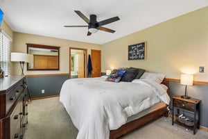 Ridgewood Ave-S2904-021.jpg