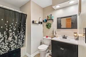 Ridgewood Ave-S2904-027.jpg