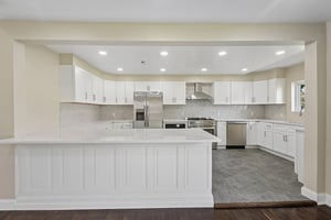 Stanford Dr-S0605-018.jpg