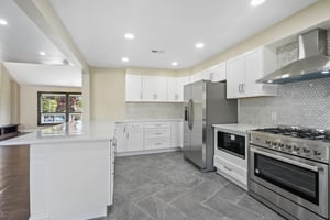Stanford Dr-S0605-019.jpg