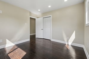 Stanford Dr-S0605-044.jpg