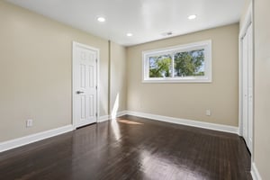 Stanford Dr-S0605-046.jpg