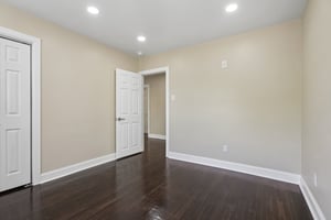 Stanford Dr-S0605-047.jpg