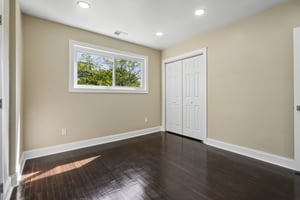 Stanford Dr-S0605-048.jpg
