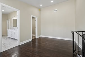 Stanford Dr-S0605-057.jpg
