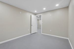 Stanford Dr-S0605-067.jpg