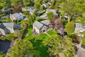 Stanford Dr-S0605-082.jpg