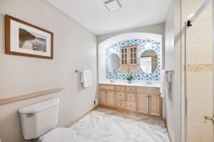 15_Interior