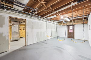 21_Interior