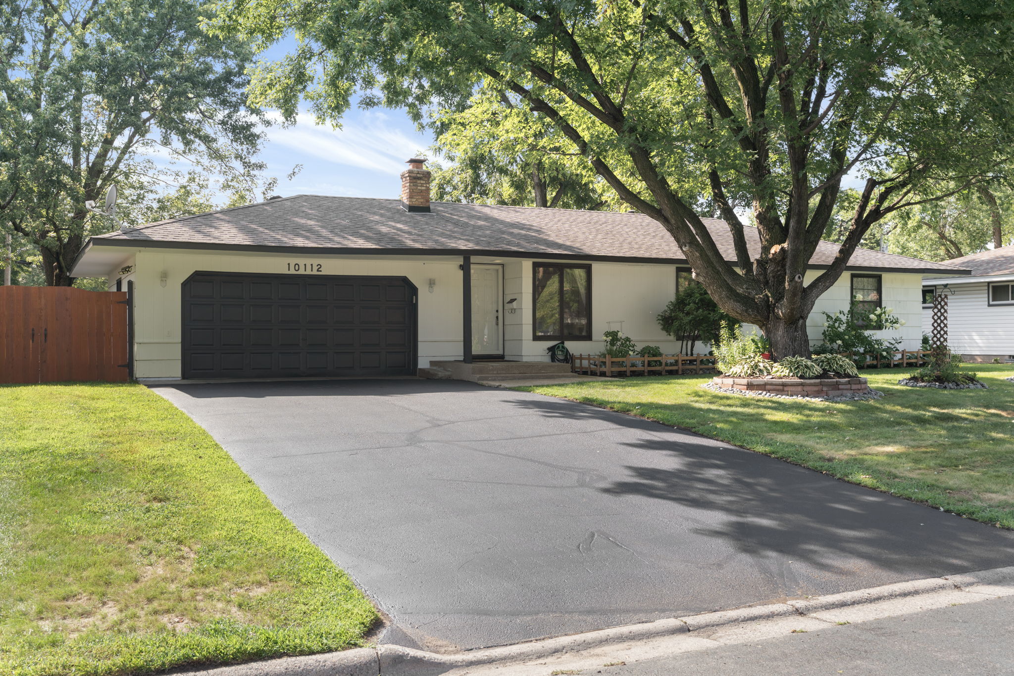 10112 Dupont Ave S