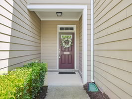 Knotty Pine Ln-2205-004.jpg