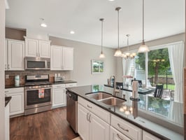Knotty Pine Ln-2205-011.jpg