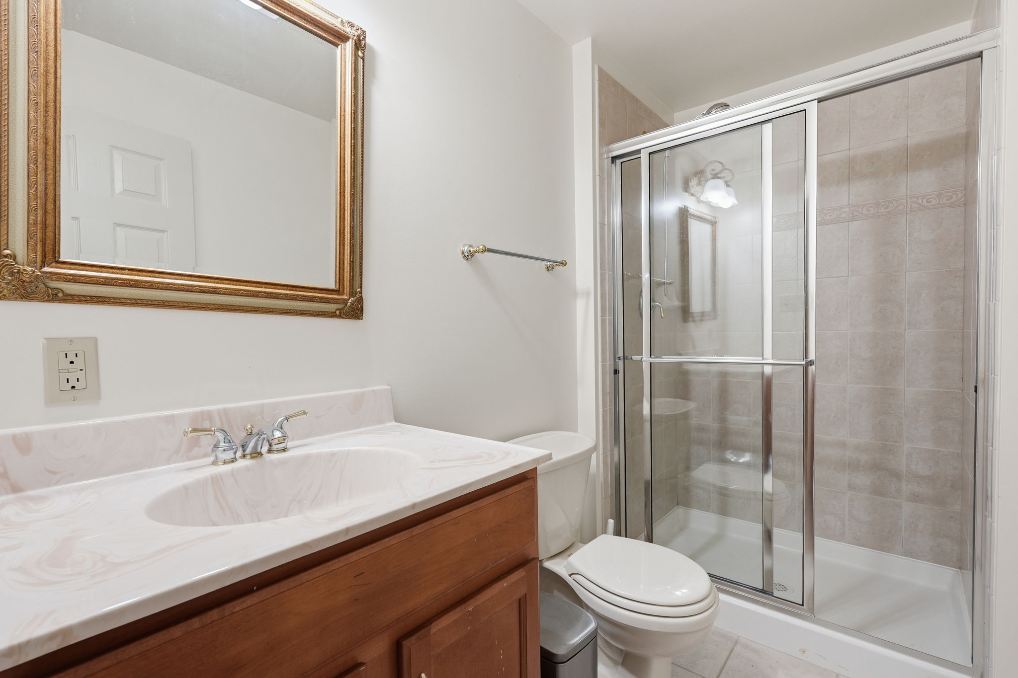 Lower Level Full Bathroom