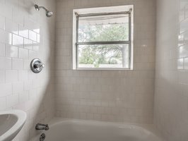  Photo 37