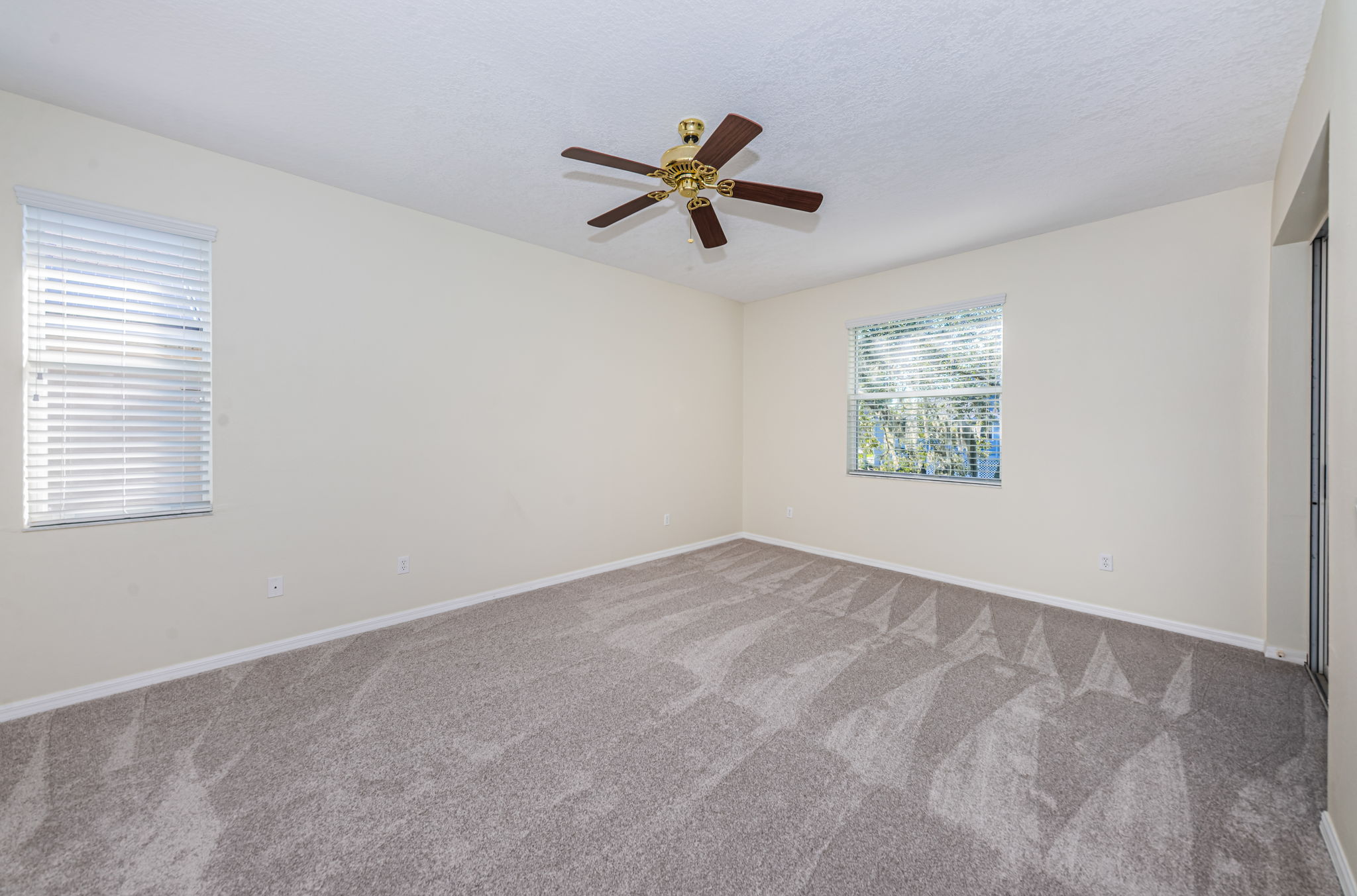 Master Bedroom1a