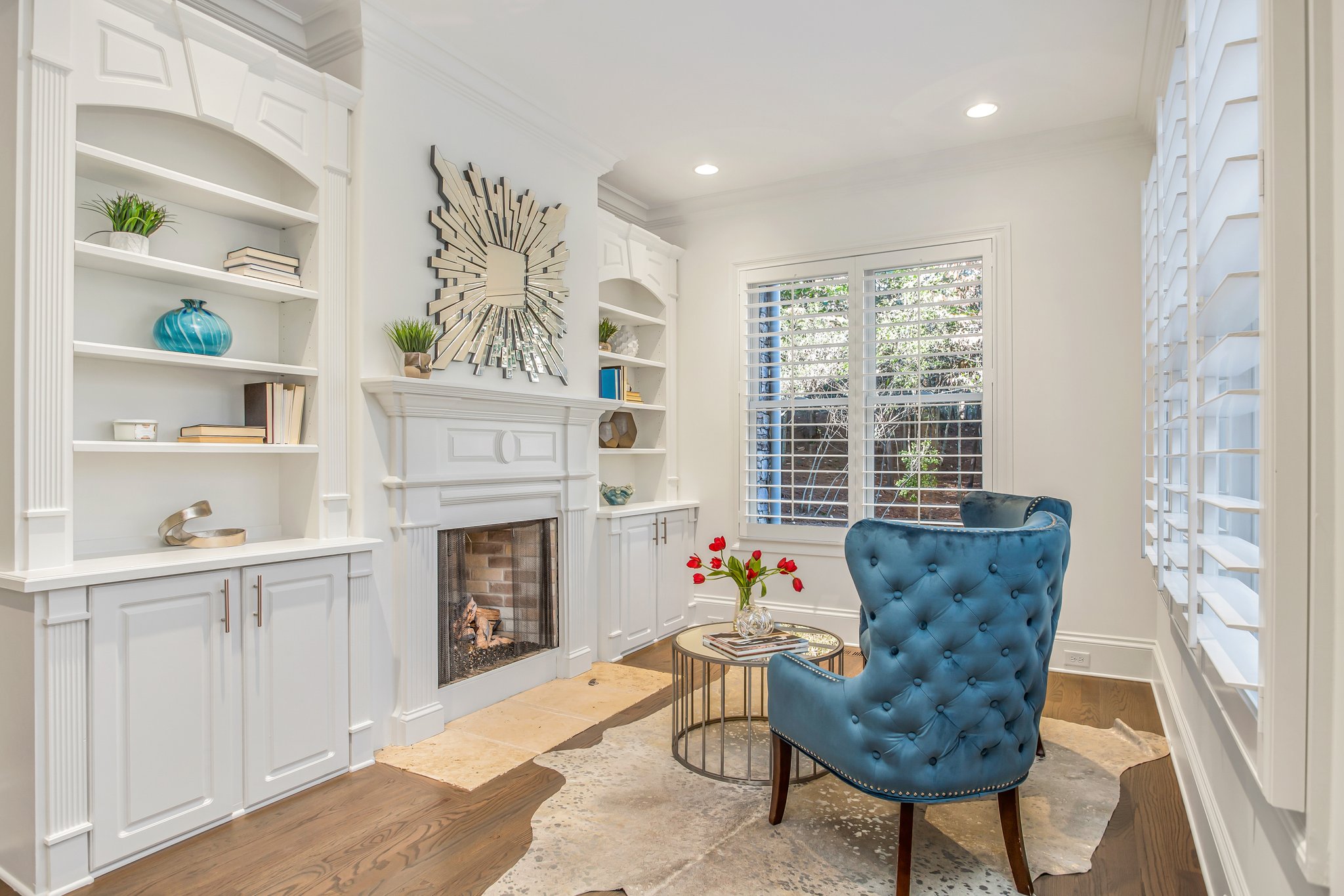 Sitting area with fireplace and built-ins