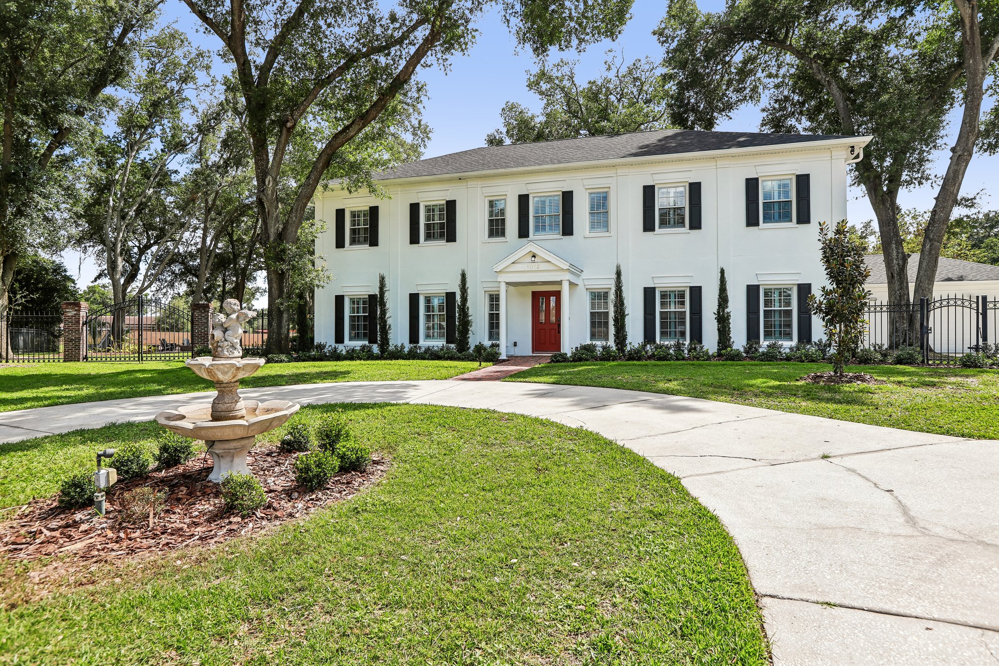 Morfield Ln-S1405-006.jpg