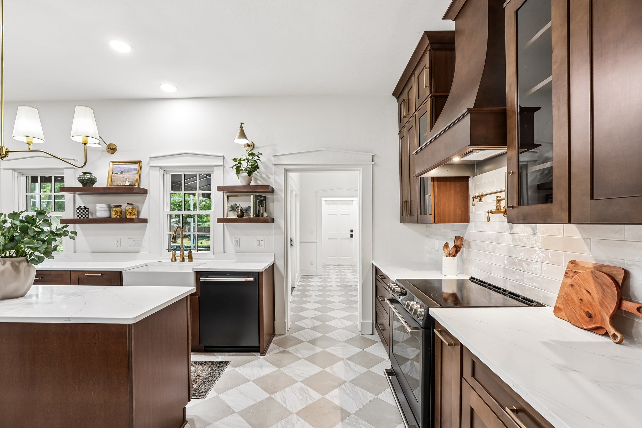 Morfield Ln-S1405-024.jpg