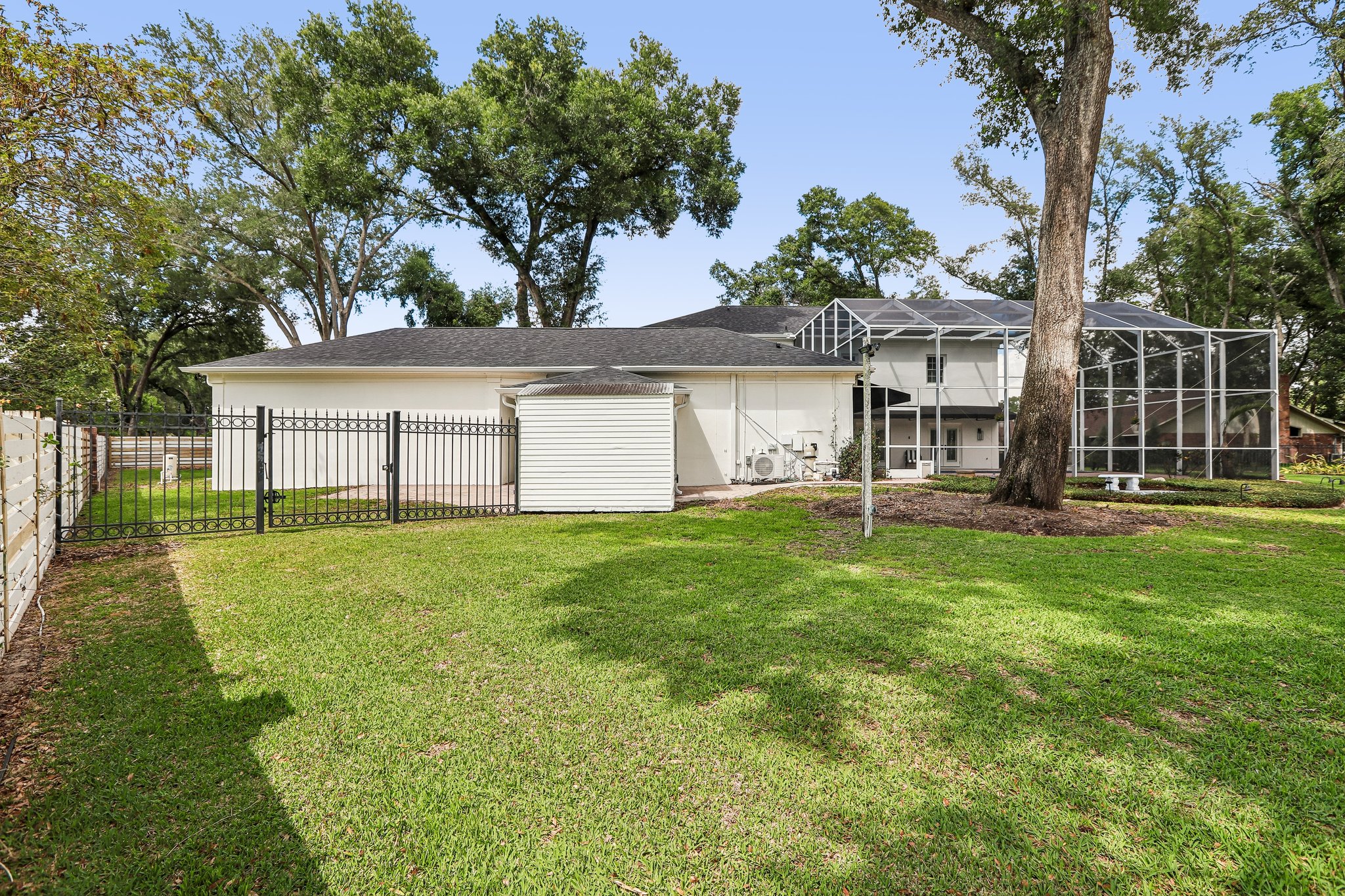 Morfield Ln-S1405-093.jpg