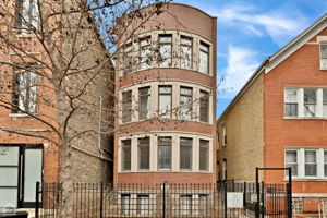 1012 N Wood St 3_001