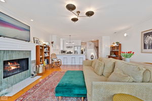 1012 N Wood St 3_010