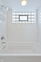 1012 N Wood St 3_024