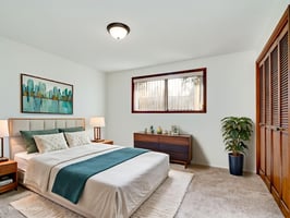 1012 NW Oakwood Cir, McMinnville, OR 97128 (20) virtually staged.jpeg