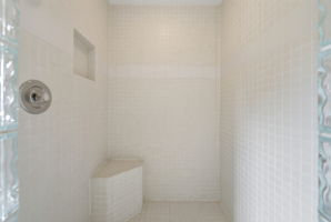  Photo 50