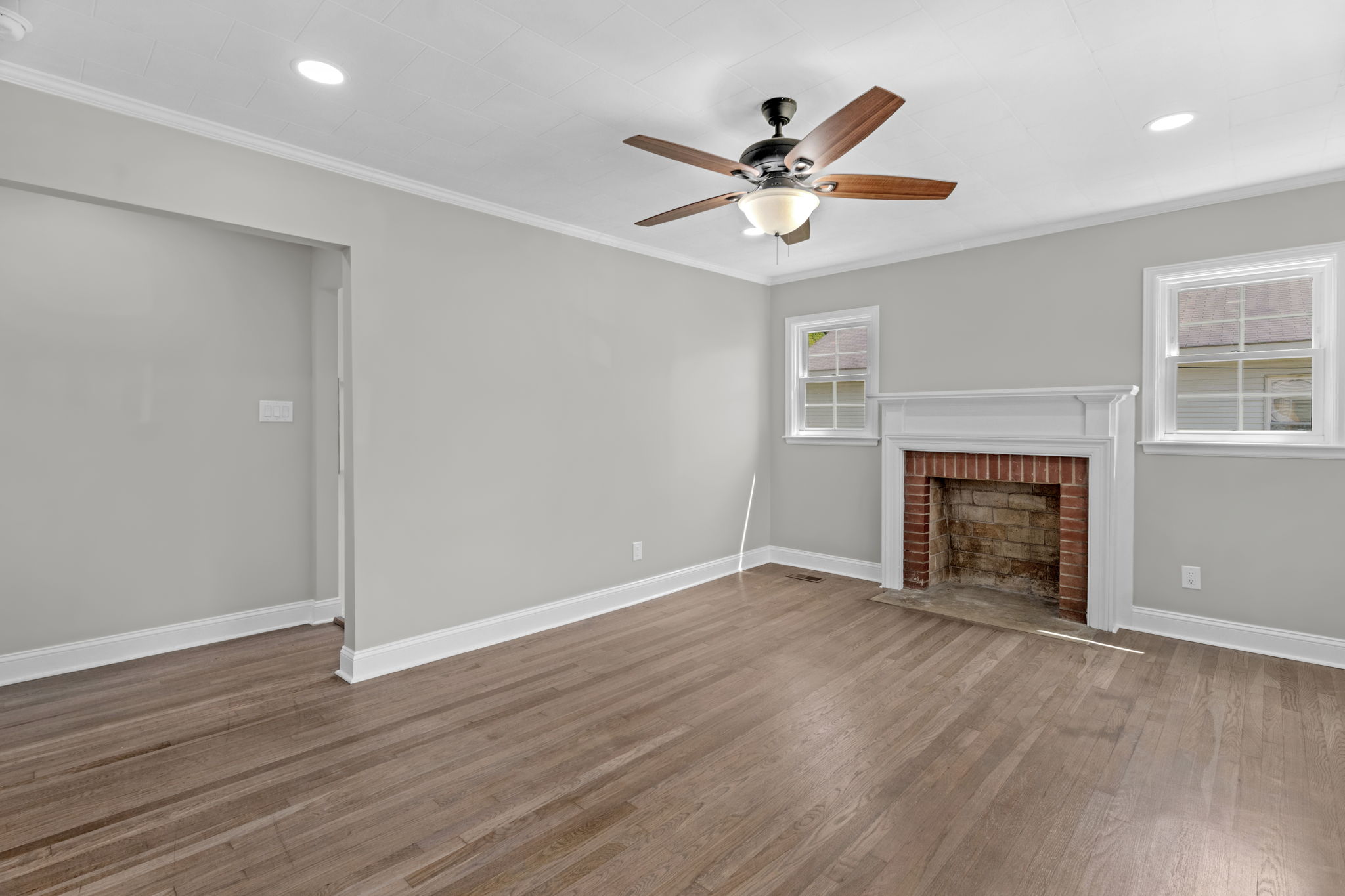 1012 Rainey St-5
