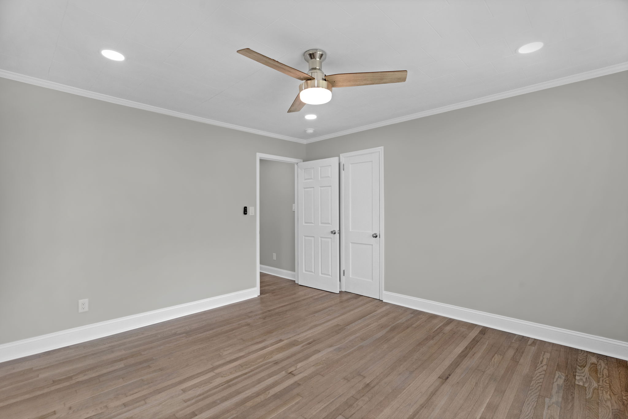 1012 Rainey St-16