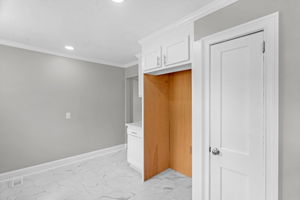 1012 Rainey St-11