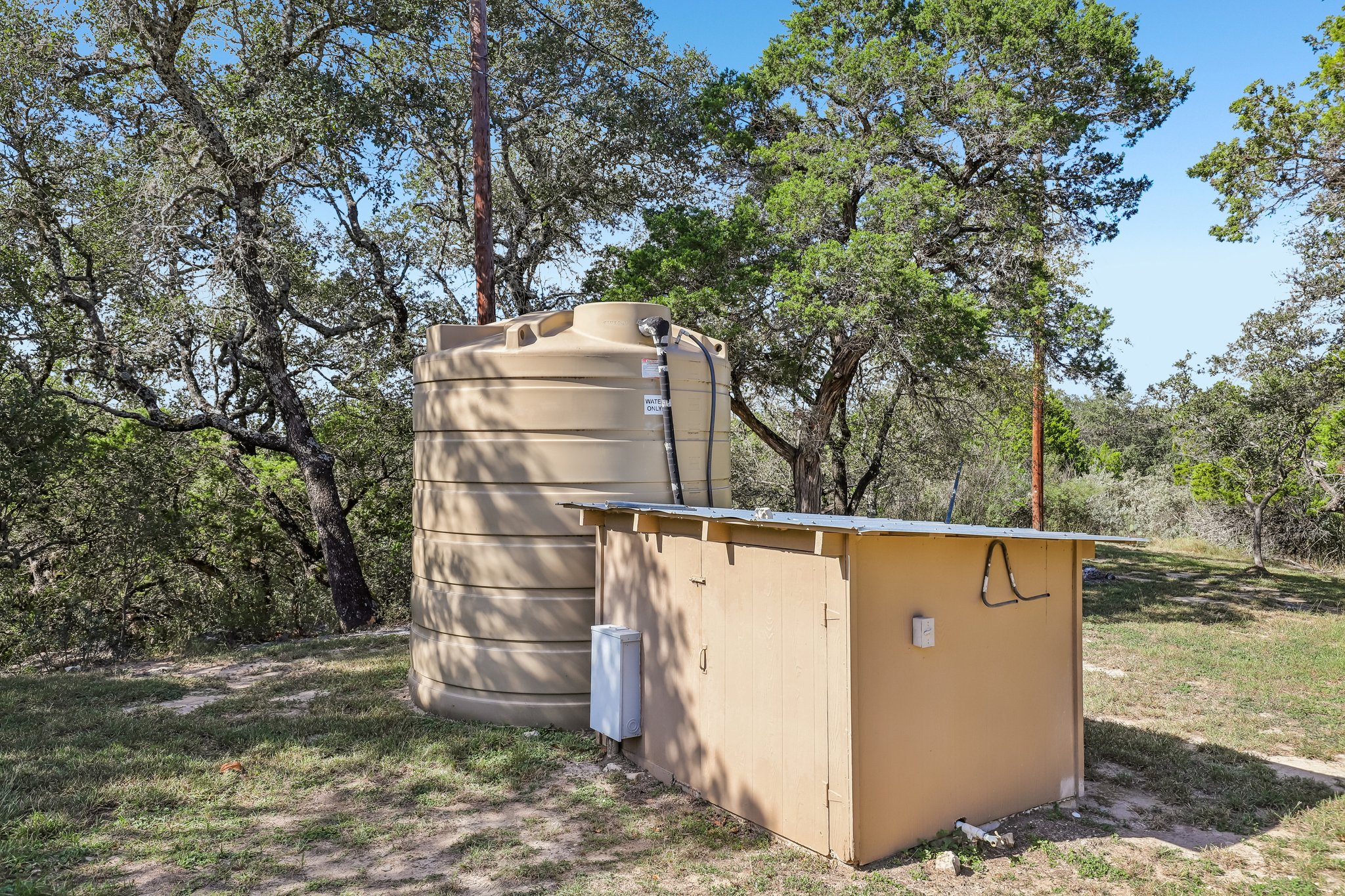 Red Bluff Ranch Rd-S2810-062.jpg