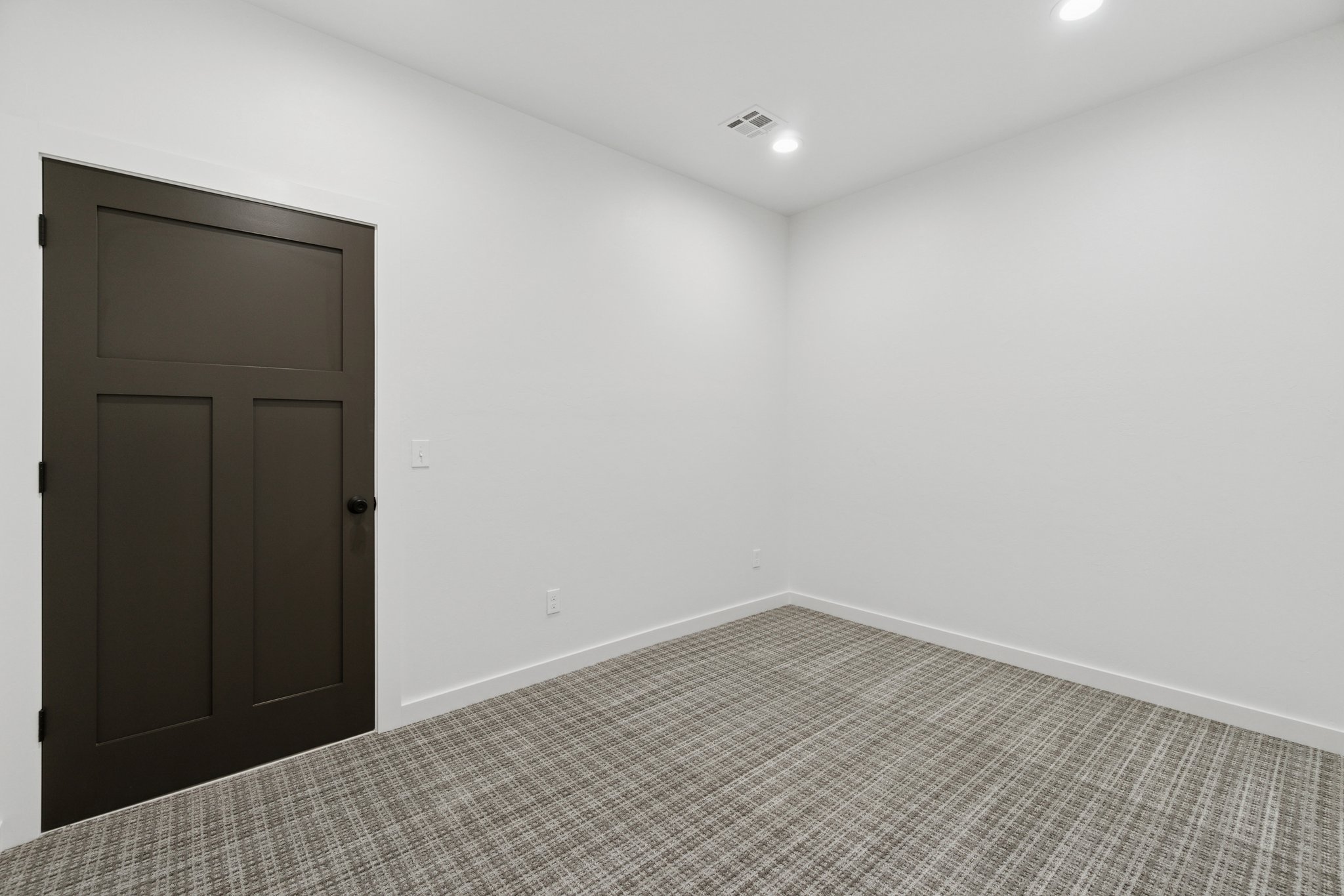 1012 Trisha Ln_022.jpg