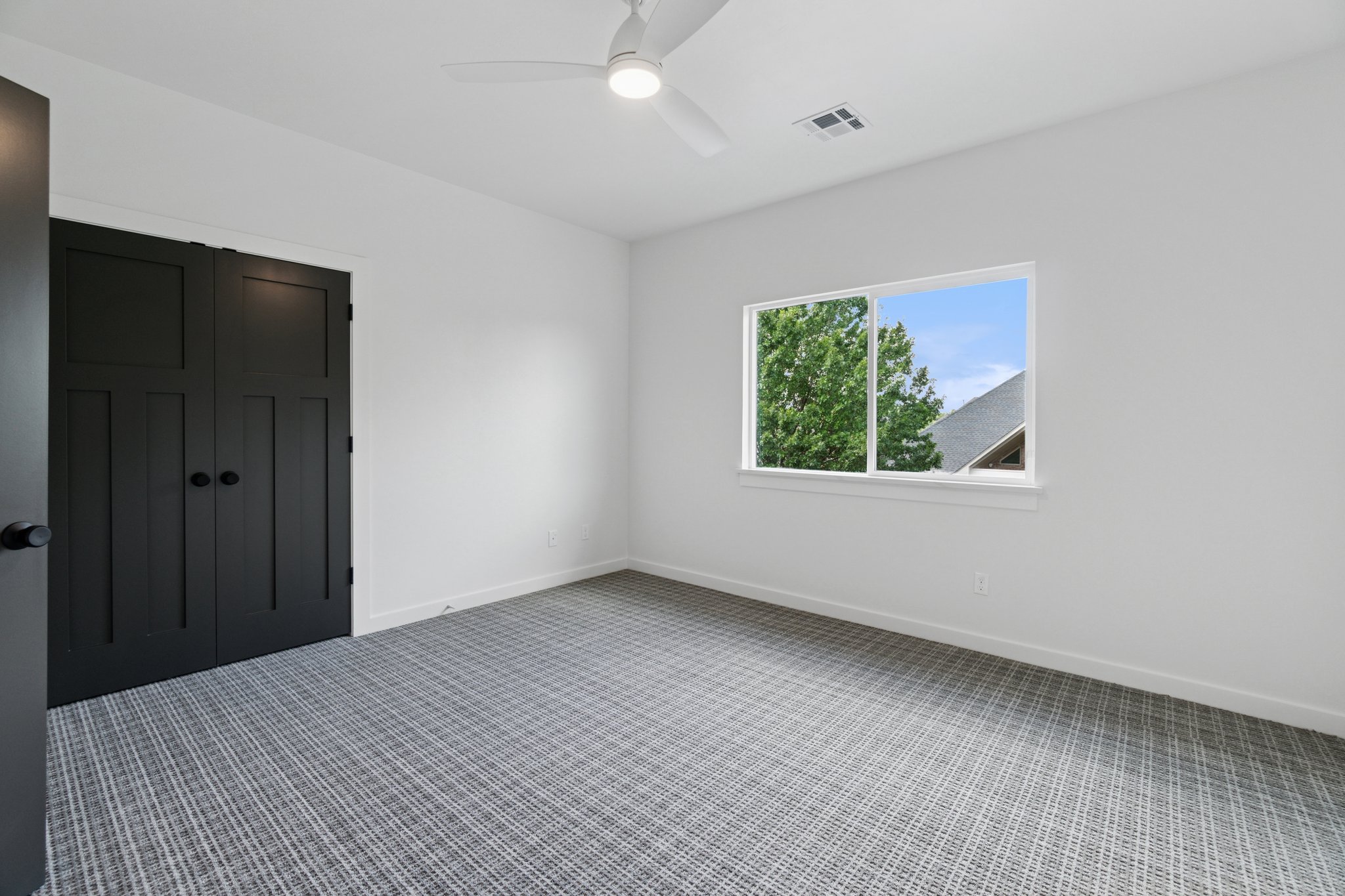 1012 Trisha Ln_024.jpg