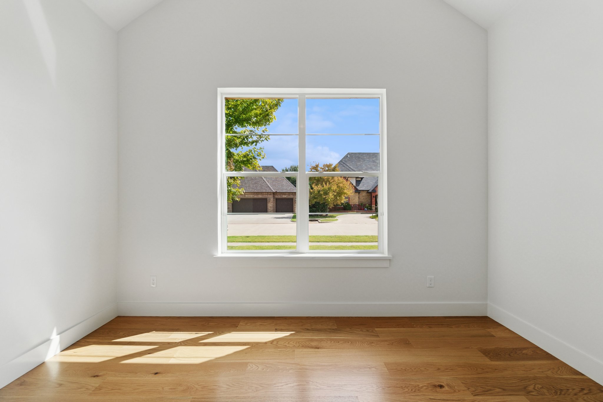 1012 Trisha Ln_025.jpg