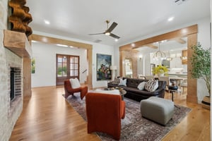 1012 Trisha Ln_010.jpg