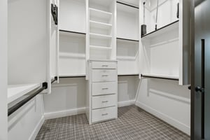 1012 Trisha Ln_030.jpg