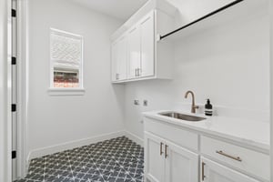 1012 Trisha Ln_031.jpg