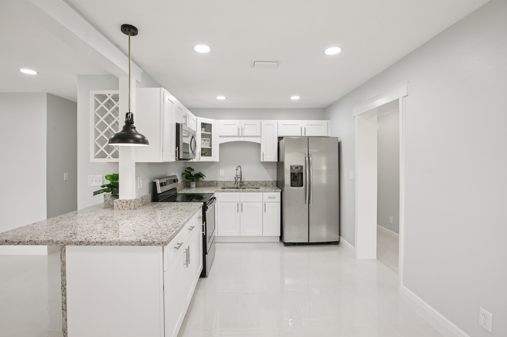 179845 - 10120 Alambra Ave, Tampa-011.jpg