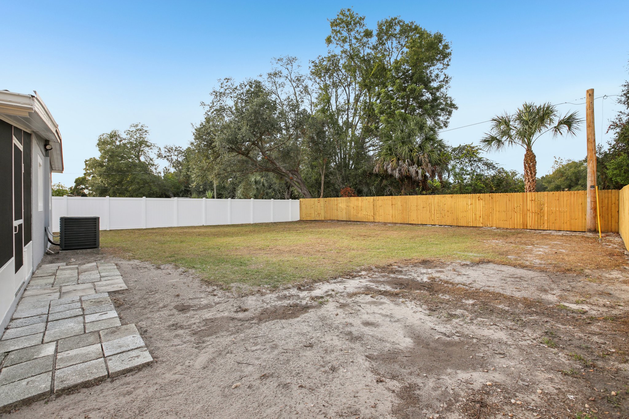 179845 - 10120 Alambra Ave, Tampa-036.jpg