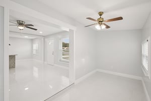 179845 - 10120 Alambra Ave, Tampa-005.jpg