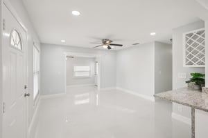 179845 - 10120 Alambra Ave, Tampa-007.jpg