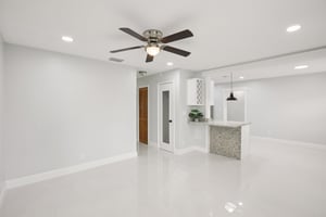 179845 - 10120 Alambra Ave, Tampa-008.jpg